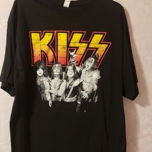 Kiss Black and Red Short Sleeve Tees